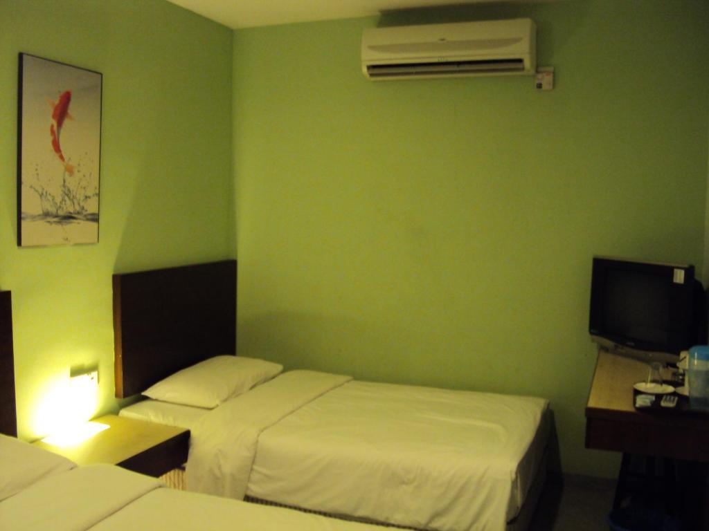 Golden Bay Hotel Малакка Номер фото